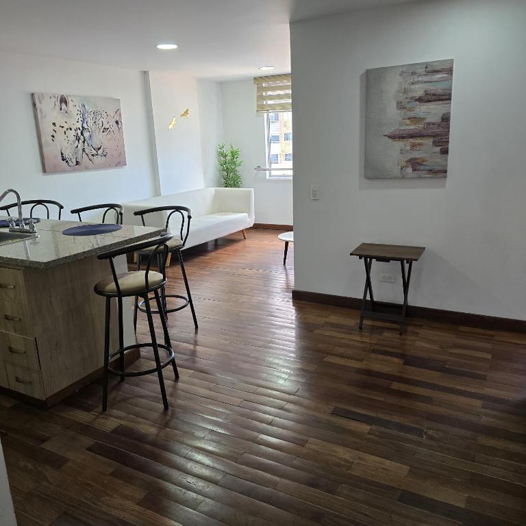 Lindo apto cerca a todo! - Apartamento de 2 dormitorios - 1