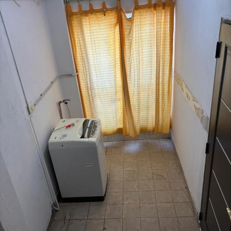 Amplio Depto 3 dormitorios hasta 7 huéspedes, Familias y Corporativos, garage privado, Terraza con Parrilla "Stay Neuquen" - Apartamento de 3 dormitorios - Planta Alta - 47