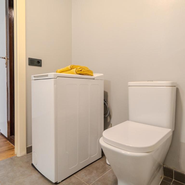 Sunny Studio with Pool & Terrace & WIFI - Apartamento de 1 dormitorio - 33