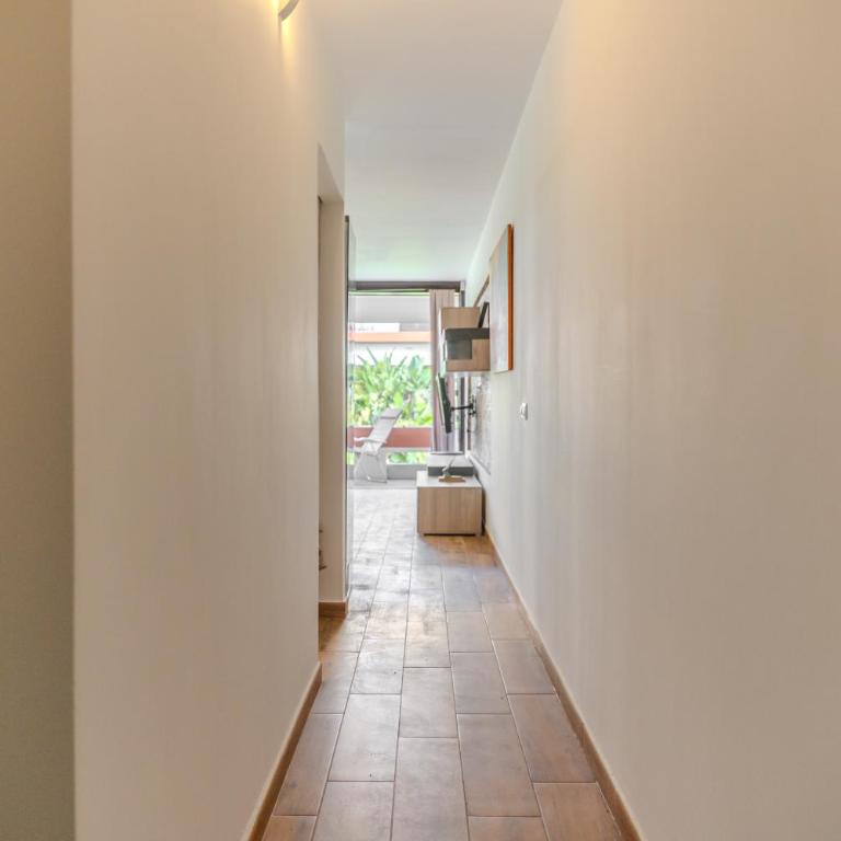 Sunny Studio with Pool & Terrace & WIFI - Apartamento de 1 dormitorio - 30