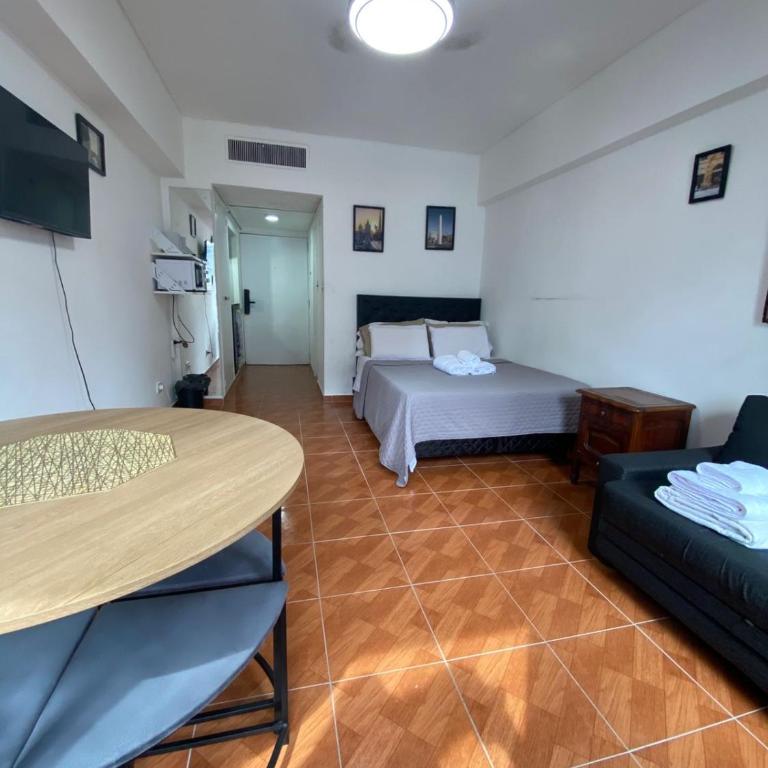 SM Showtime - Classic Apartment - 8