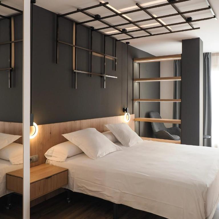 Hotel Can Batiste - Habitación Doble con terraza - 1 o 2 camas - 6