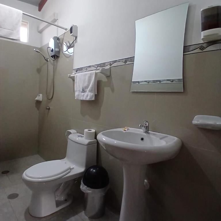 HEYSEN Haus - Three-Bedroom Apartment - High Floor - 19