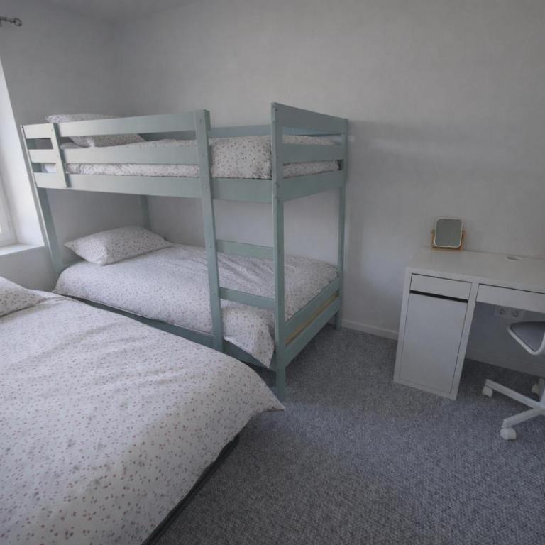 Le Familial - 6 pers - Climatisé - proche Walibi - Appartement 2 Chambres - 6