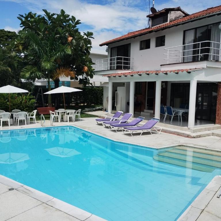 Casa en Condominio El Peñón, Girardot - Casa de 4 dormitorios - 16