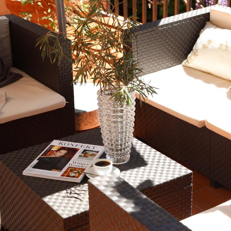Tibidabo Apartments - Two-Bedroom Apartment with Terrace - 20