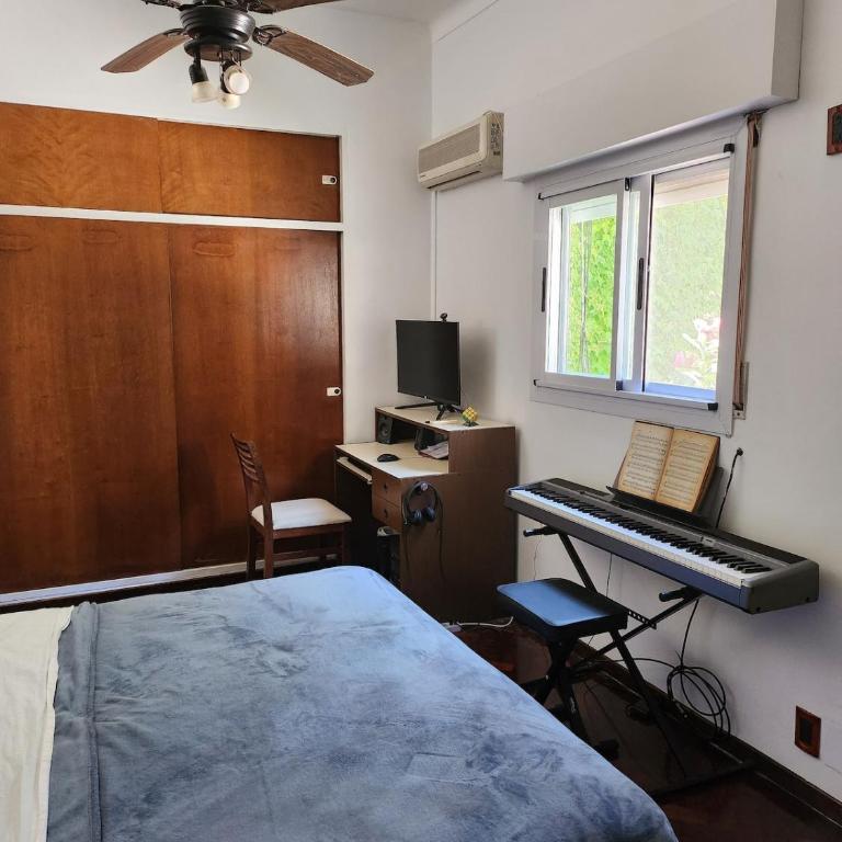 Precio y Calidad Luminoso departamento cerca del Hospital Italiano - Apartamento de 2 dormitorios - 18
