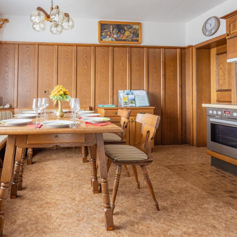 Ferienhaus Englbrecht - Apartment mit Blick auf die Berge - 7
