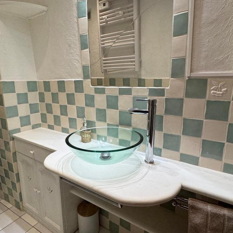 Appartement lumineux au cœur du village - Appartement 2 Chambres - 7