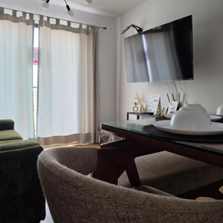 Goyu 1301 - Three-Bedroom Apartment with Balcony - 8