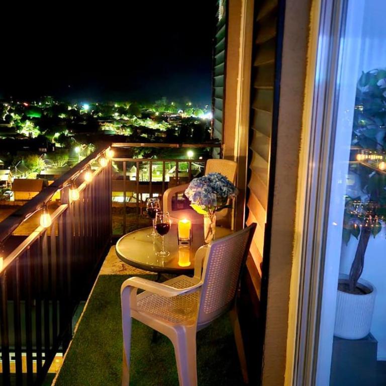 Acogedor departamento céntrico vista al lago - Apartamento de 2 dormitorios - 12