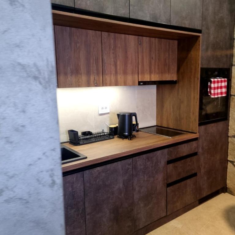 Royal Garden Knezevic - One-Bedroom Apartment - 9