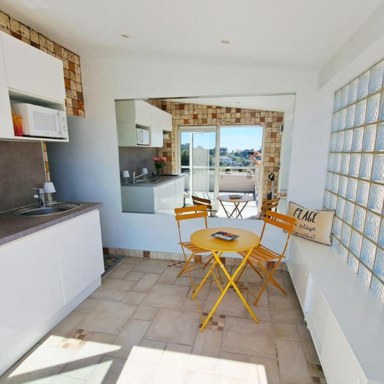 Perle du Pradon Terrasse vue mer, nuit étoilée et jacuzzi - Appartement 1 Chambre - 20