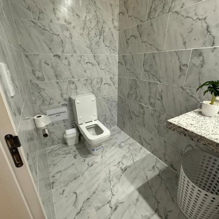Casaquinta overlooking the golf course - Three-Bedroom Home - 8