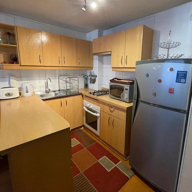Confortable departamento muy bien ubicado - Two-Bedroom Apartment - 4