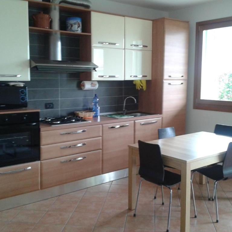 Casa vacanza a Jesolo con giardino privato e box auto per famiglie - Casa con 2 Camere da Letto - 1