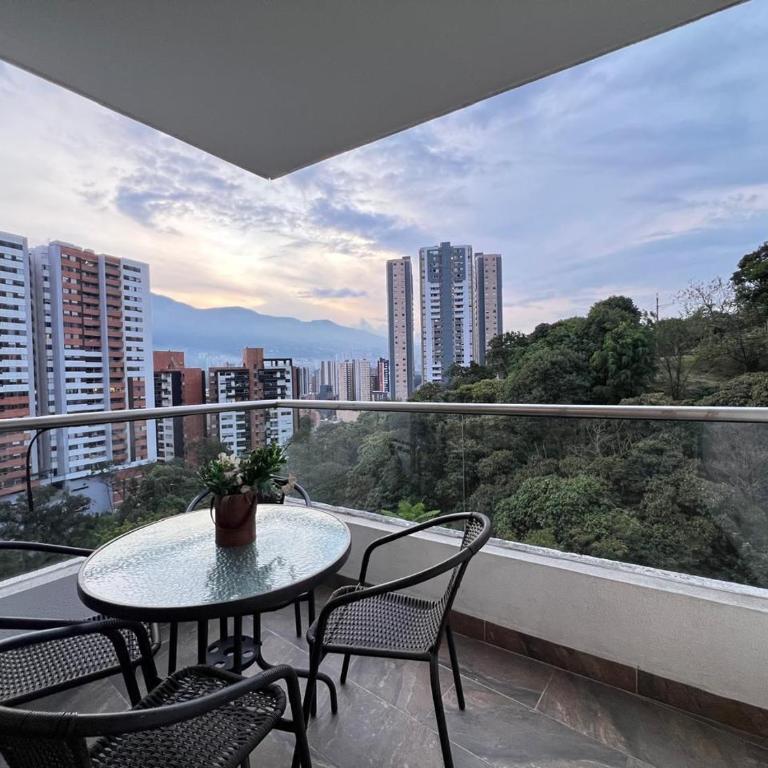 Loft hermoso y acogedor en sabaneta - Apartamento de 1 dormitorio - 2