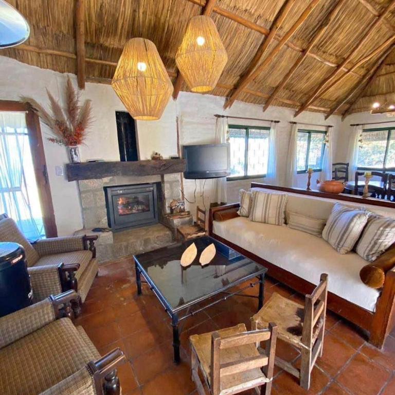 Atahualpa Yupanqui 2 - Four-Bedroom House - 9