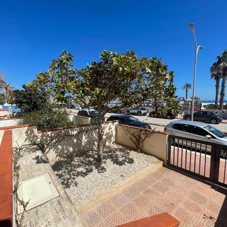 Villa Ciuri di fronte al mare - Casa Vacanze con 2 Camere da Letto - 36