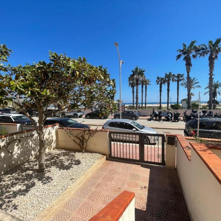 Villa Ciuri di fronte al mare - Casa Vacanze con 2 Camere da Letto - 59