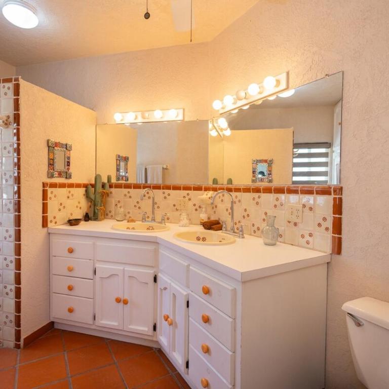 2BR stay with patio & open-air dining - Apartamento de 2 dormitorios - 21