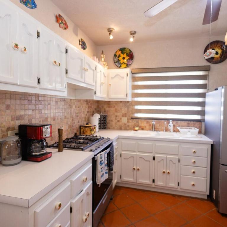 2BR stay with patio & open-air dining - Apartamento de 2 dormitorios - 31