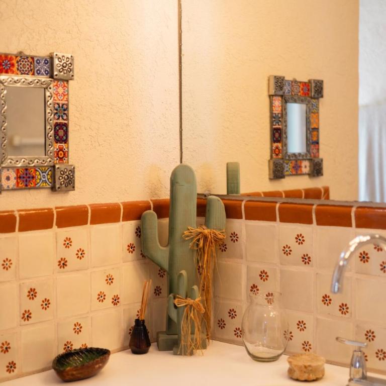 2BR stay with patio & open-air dining - Apartamento de 2 dormitorios - 32