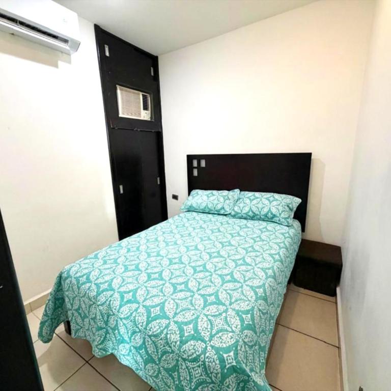 Horizon Mar Turquesa #5 Lujo frente Malecón y Playa - Three-Bedroom Apartment - 19