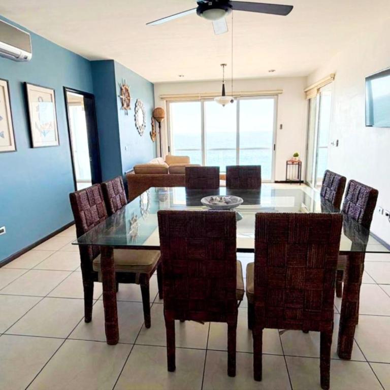 Horizon Mar Turquesa #5 Lujo frente Malecón y Playa - Three-Bedroom Apartment - 16