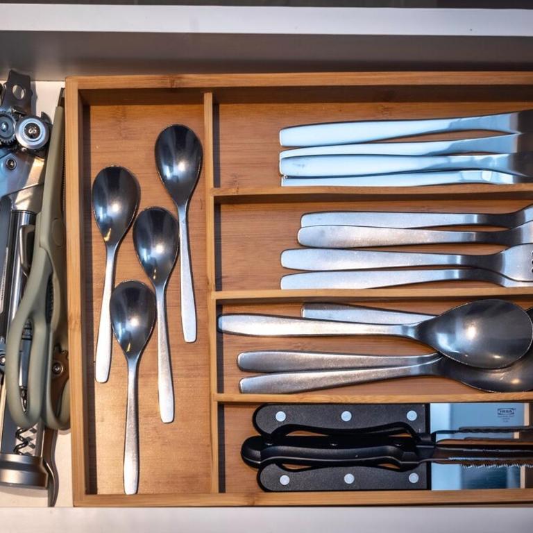 Apart completo con balcón, cercano a Est Metro y Barrio Italia - Apartamento de 1 dormitorio - 19