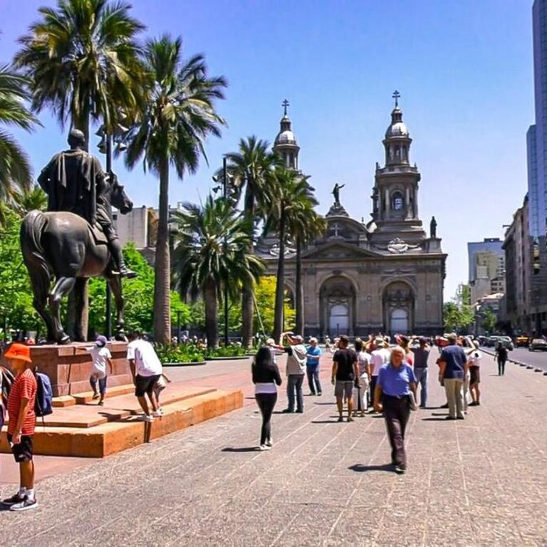 Apart completo con balcón, cercano a Est Metro y Barrio Italia - Apartamento de 1 dormitorio - 44