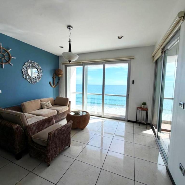 Horizon Mar Turquesa #5 Lujo frente Malecón y Playa - Three-Bedroom Apartment - 2