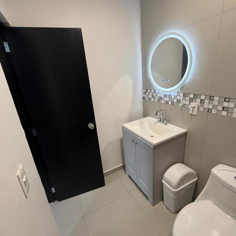 Apartamento Remodelado del Carmen - Apartamento de 3 dormitorios - 1