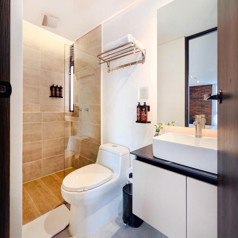 Laureles Selection Suites - Suite with Balcony - 10