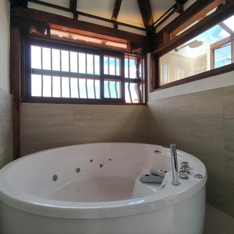 Hotel Boutique El Carmel - Suite Superior - 2