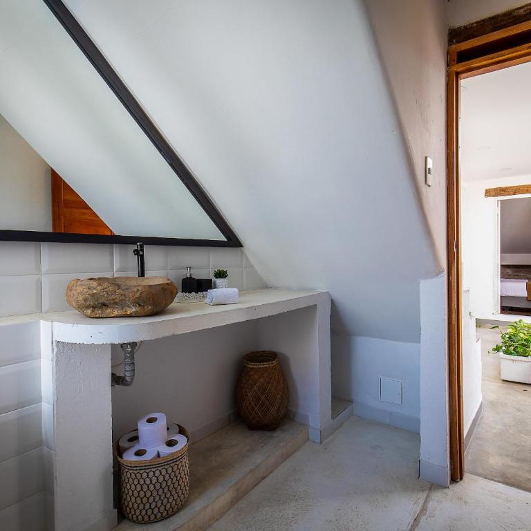 House with Private Pool & Rooftop - Three-Bedroom House - 7