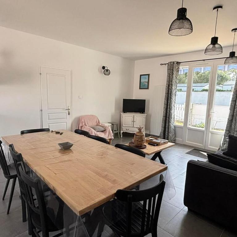 Maison de vacances pour 8 pers, 300m de la plage, parking, Sainte Anne - FR-1-194-357 - Casa - 18