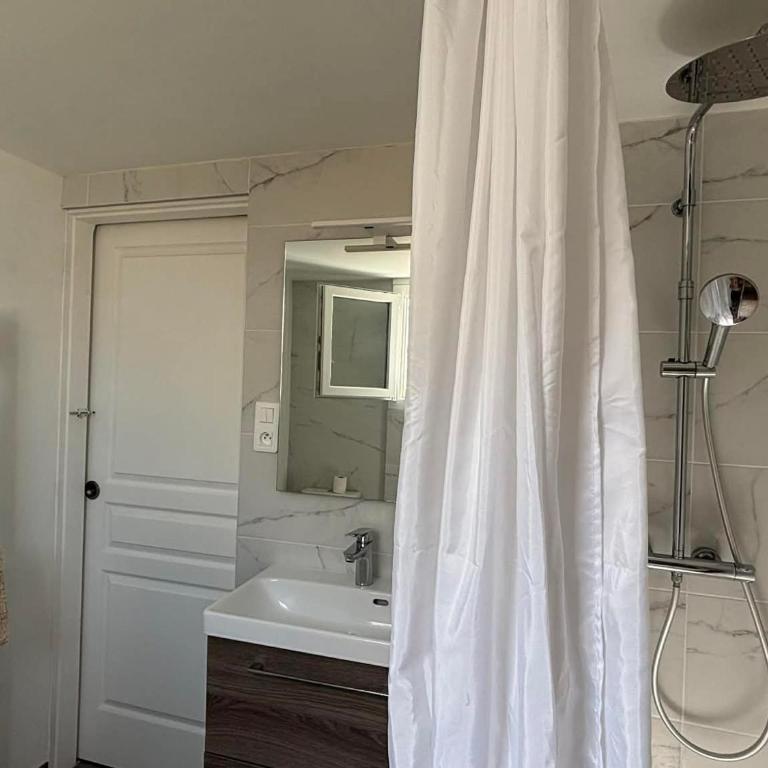 Maison de vacances pour 8 pers, 300m de la plage, parking, Sainte Anne - FR-1-194-357 - Casa - 27