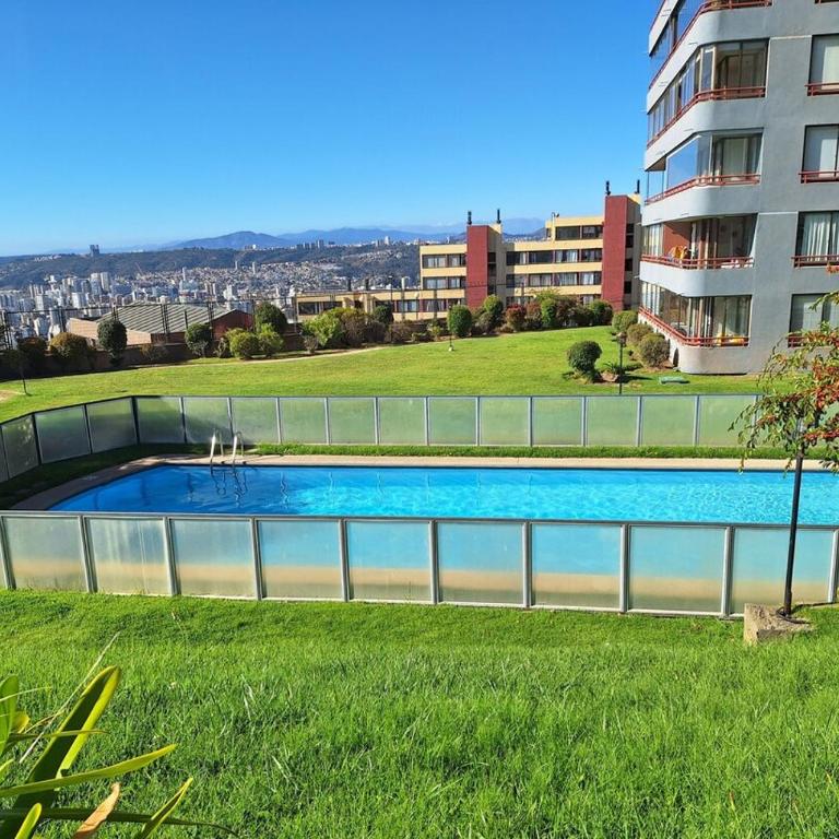 Bello departamento con gran terraza y vista panoramica - Two-Bedroom Apartment - 8