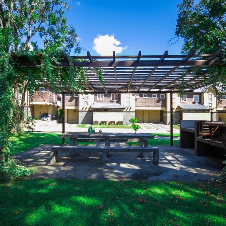 Acogedora casa ampliamente equipada a 5 min del centro de Pucón, Chile - Two-Bedroom Townhouse - 32