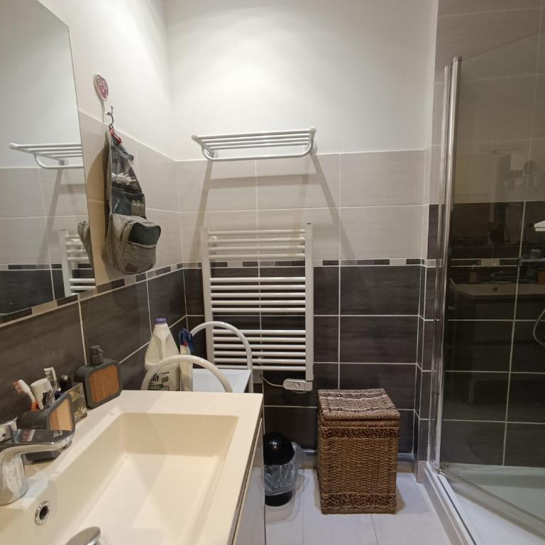 Appartement en RDC, clim et parking - 4 pers. - FR-1-776-153 - Appartement - 4