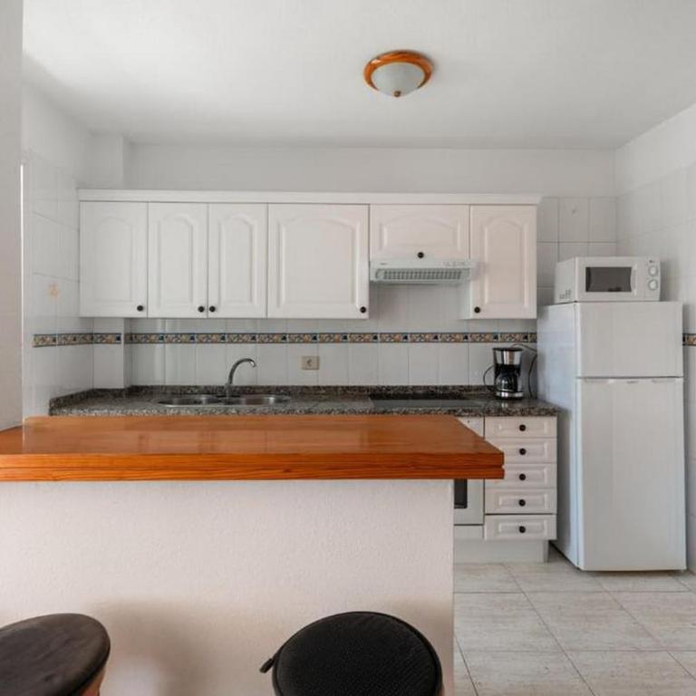 Nice new apartment in the center of Los Cristianos - Apartamento de 1 dormitorio - 14