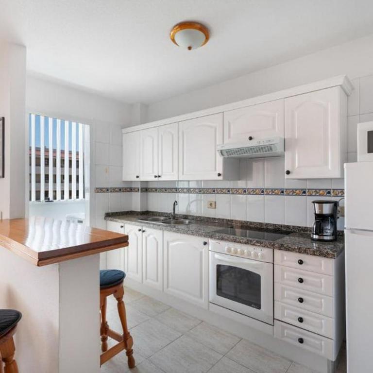 Nice new apartment in the center of Los Cristianos - Apartamento de 1 dormitorio - 30