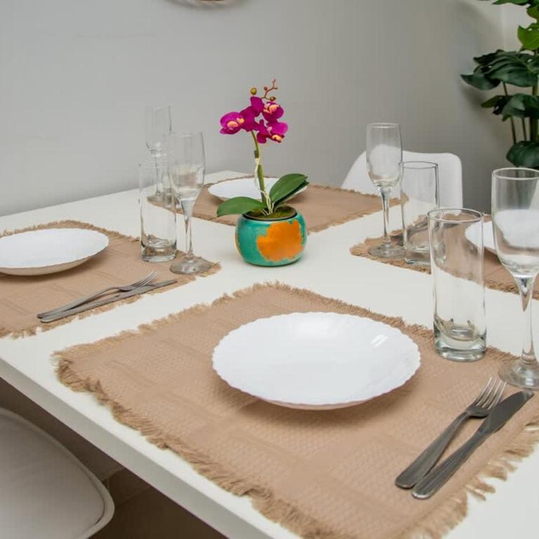 Peaceful 1BR apt w great living space WiFi - Apartment - 23