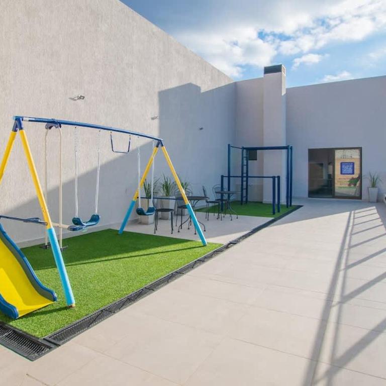 Work & Relax 1BR Amenities - Apartment - 5
