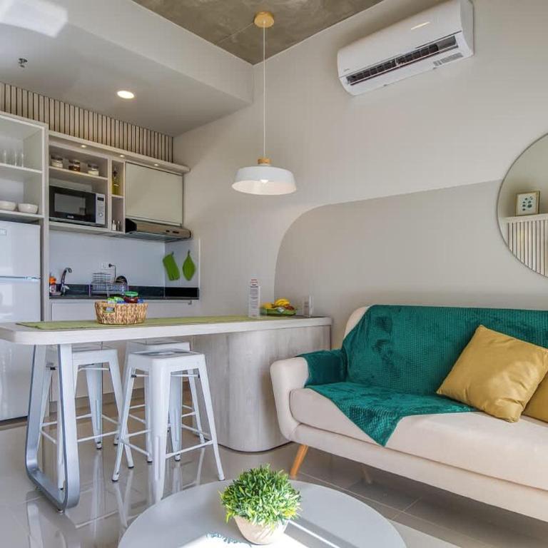 Cozy & Bright 1-Bedroom Apartment U602 - Apartment - 2
