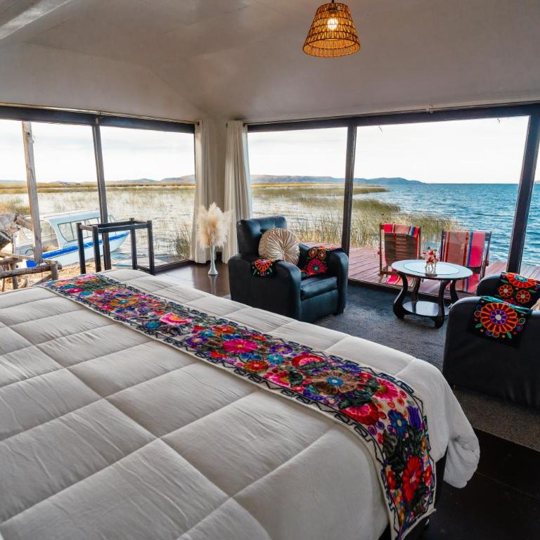 Uros Titicaca Lodge Puno - Double or Twin Room with Lake View - 1
