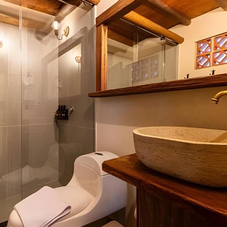 Unique Guatapé - Habitación Cuádruple Estándar - 16