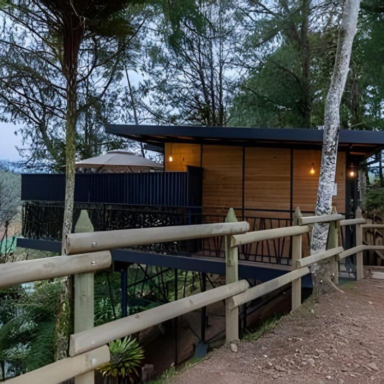 Unique Guatapé - Habitación Cuádruple Deluxe - 6