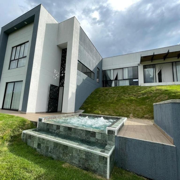 Casa Inteligente cerca a Quimbaya y el parque del café - Villa - 1